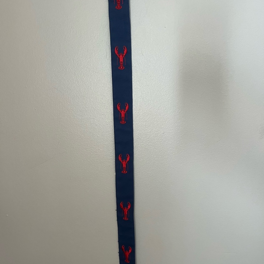 Vineyard Vines Lobster Fabric Belt Size M - Picture 2 of 4